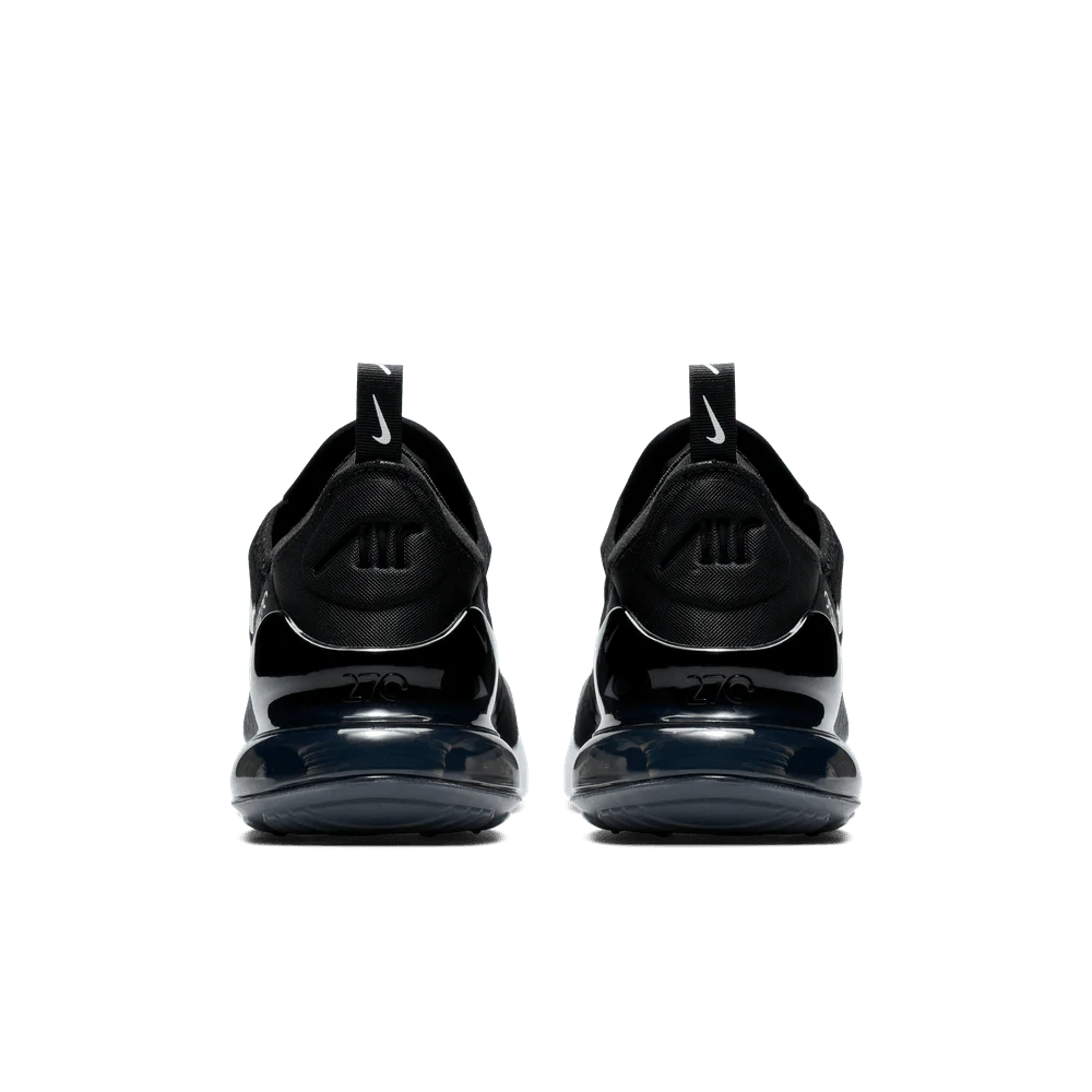 look urbain et décontracté avec sneakers Air Max 270