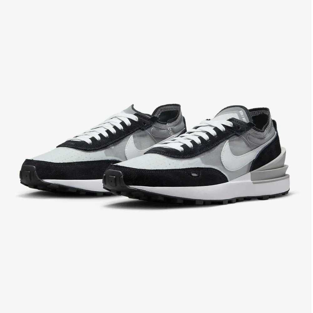 chaussures running couleur terre pour homme.