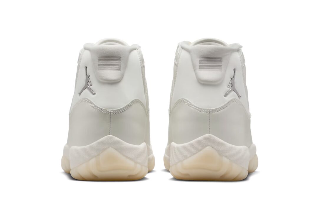 WMNS AIR JORDAN RETRO 11