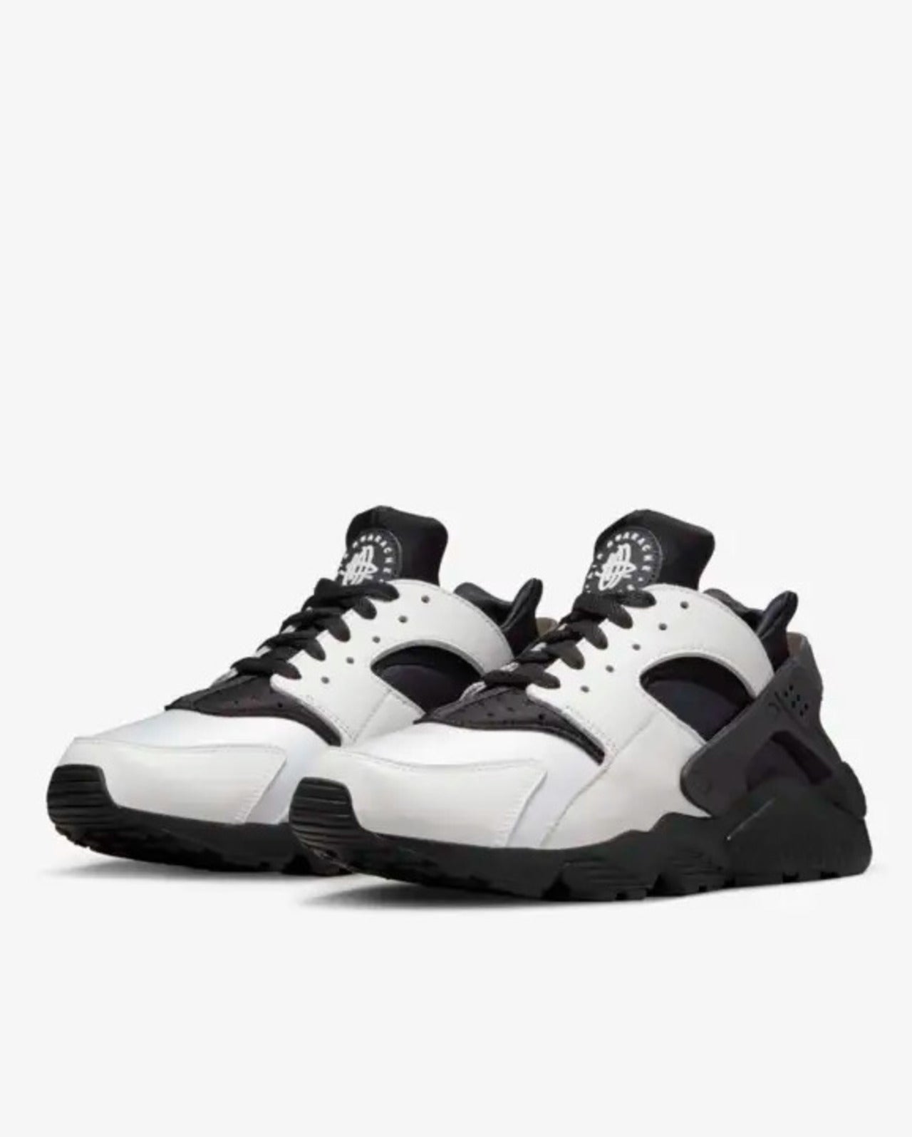 sneakers noires et blanches pour homme.