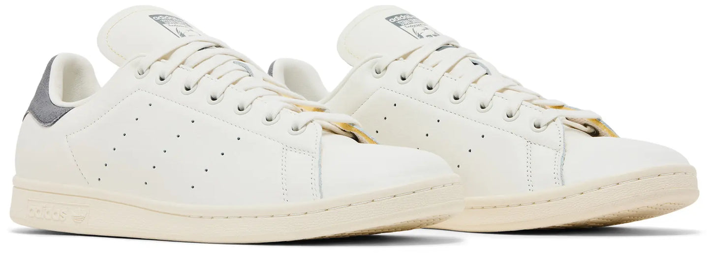 STAN SMITH