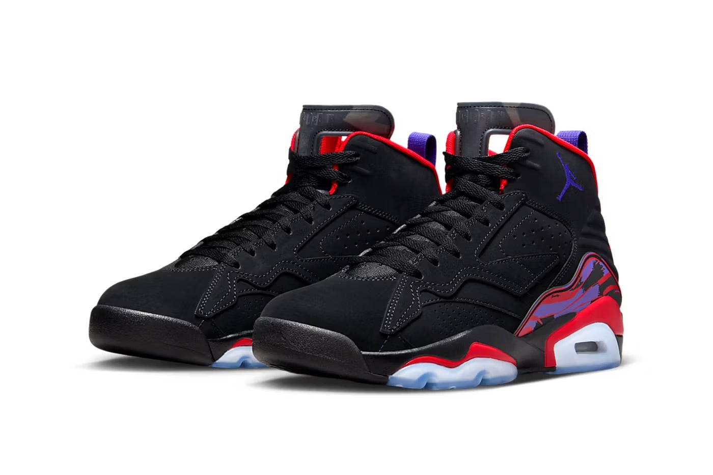 baskets Jordan noir rouge violet