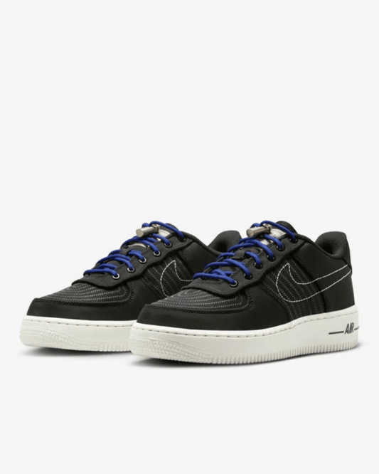 basket blanche en cuir, style urbain et confortable.