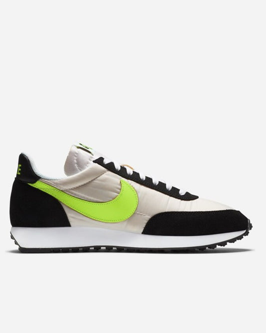 baskets Nike daim et mesh