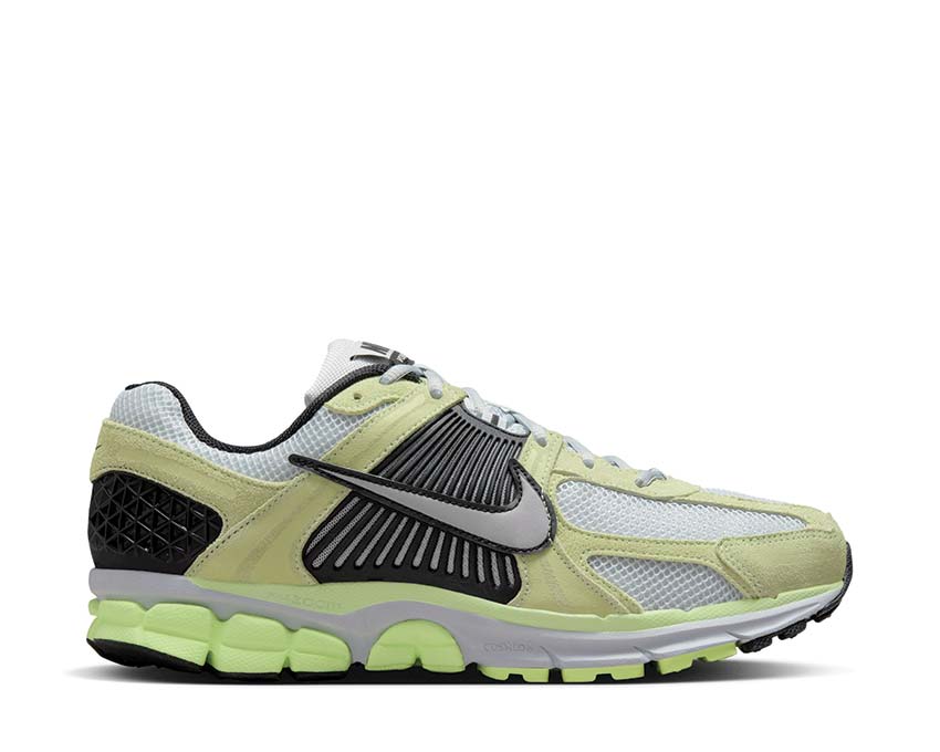 NIKE ZOOM VOMERO 5