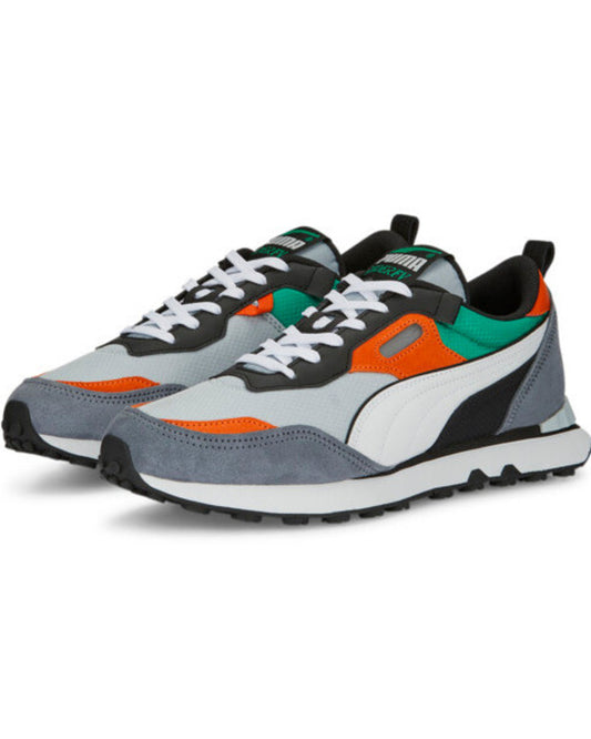 sneakers rétro vue de côté