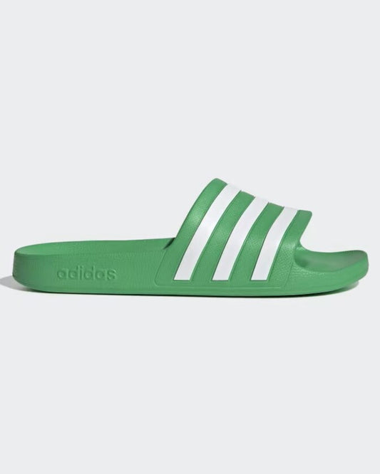 Adidas Adilette Aqua FY8048 – sandales unisex confortables, légères et résistantes à l’eau.