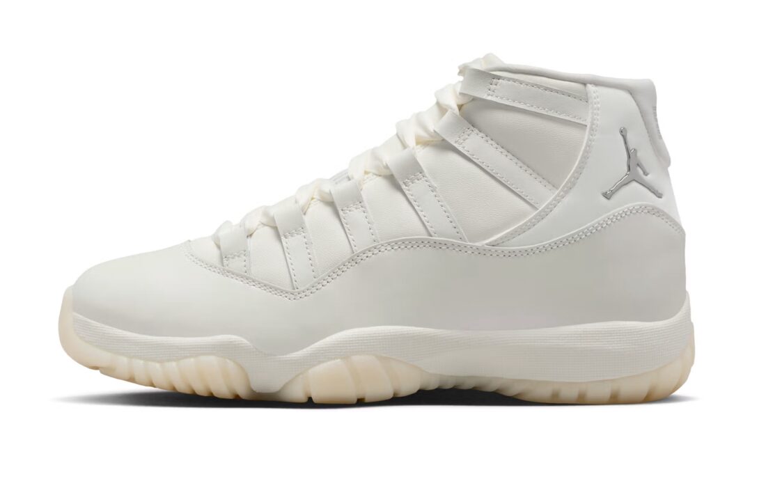 WMNS AIR JORDAN RETRO 11