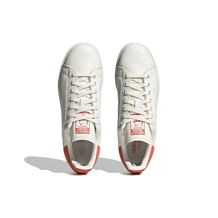 STAN SMITH