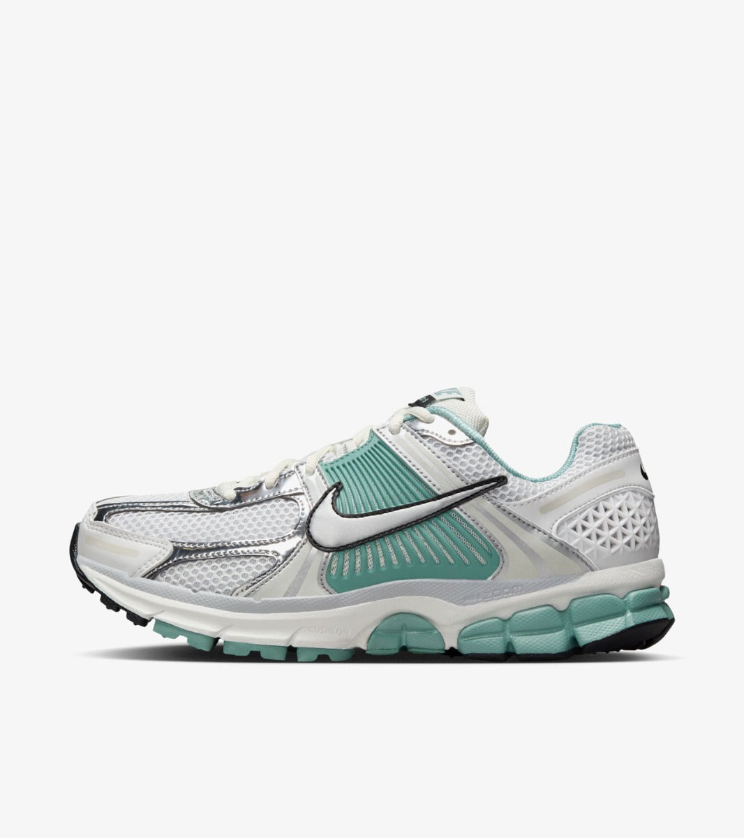 W NIKE ZOOM VOMERO 5