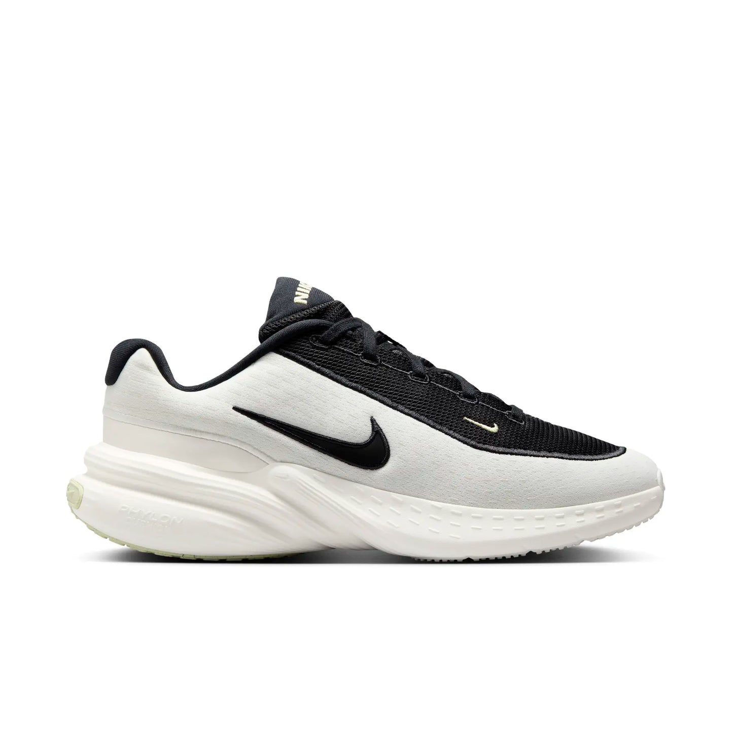 NIKE UPLIFT SC
