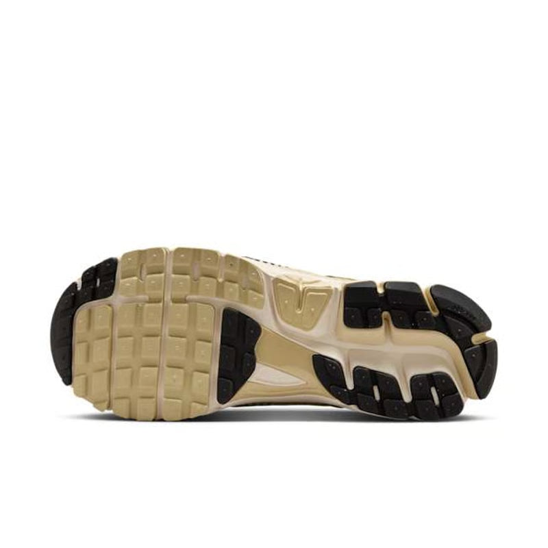 NIKE ZOOM VOMERO